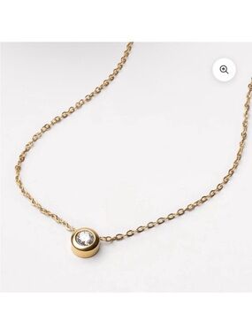 Atolea Gold Necklace with Pendant